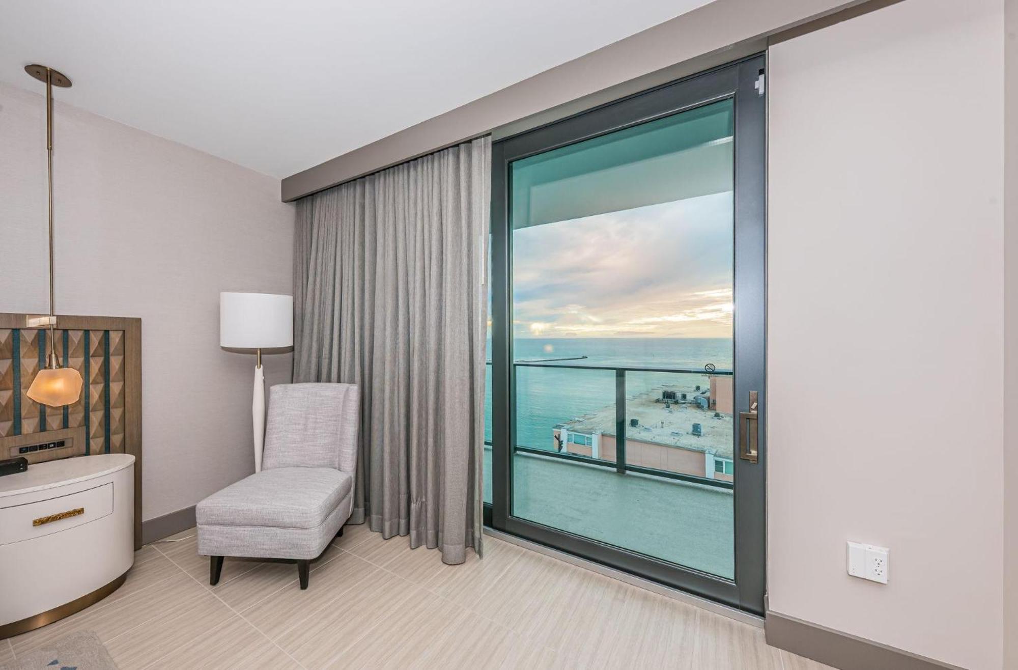 1612 - Beachfront Condo Clearwater Beach Exterior foto